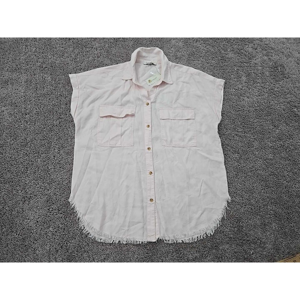 Francesca's Button Up Shirt Womens Medium Pink‎ Chest Pockets Frayed Hem Casual